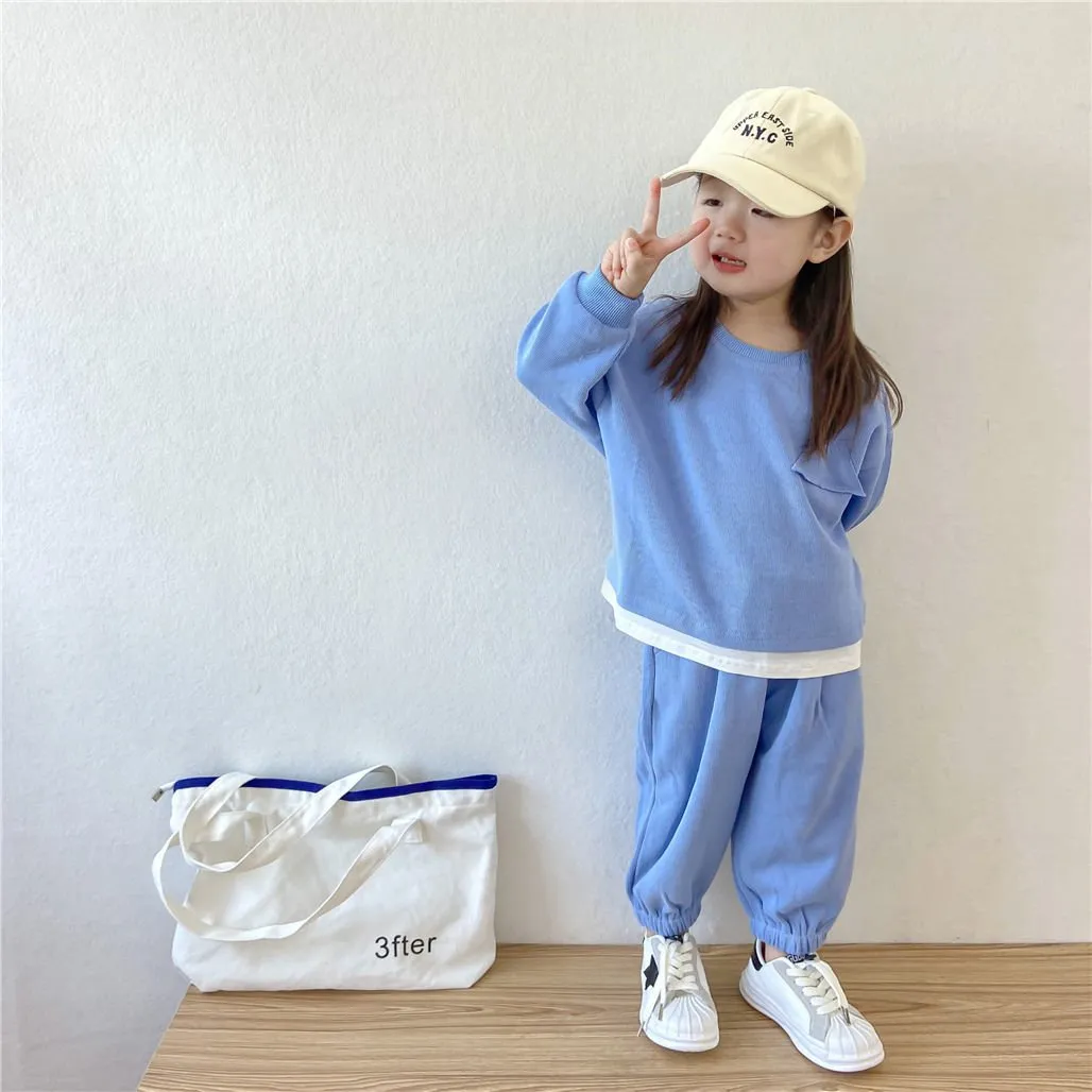 Blue & Grey Triangle Pocket Sweatshirt & Joggers Set for Girls